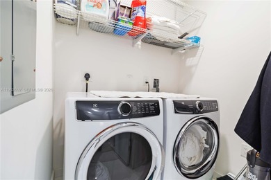 Beautifully furnished 1 bedroom + enclosed den and 2 full