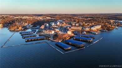 Experience lake life at its best- with a superb price tag! This