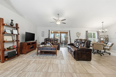 METICULOUSLY MAINTAINED HOME WITH COMMUNITY POOL ACCESS! Price - photo 27