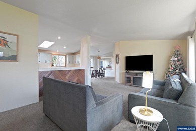 Accepted Offer with Contingencies. BACK ON THE MARKET, not fault