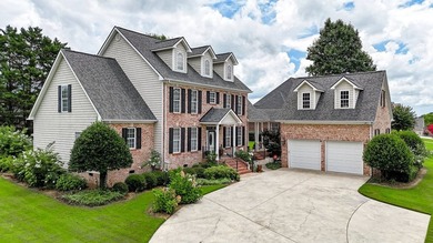 Stunning 4-Bedroom Home in Highland Pointe - Space to Grow, Play - photo 2