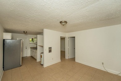 Fantastic income-producing duplex in the rapidly growing area of - photo 5