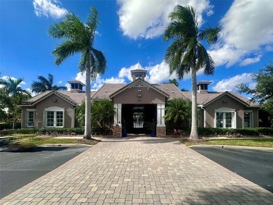 1868 sq.ft CBS Lake Front Home with great Water Views. 3-beds - photo 2