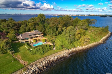 Long Island Sound Home For Sale in Great Neck New York