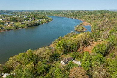 Dockable Lakefront Lot with no restrictions. Lovely location on - photo 3