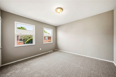Just move in! This home is ready for you! Features a renovated - photo 12