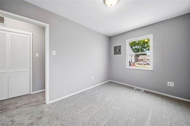 Just move in! This home is ready for you! Features a renovated - photo 16