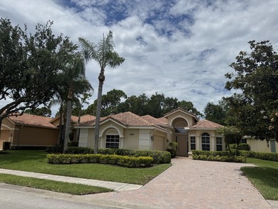 Welcome Home to Luxury and Comfort! Step into this stunning - photo 3