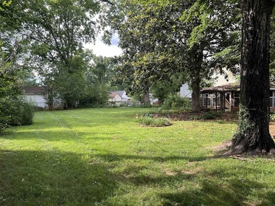 WOW! Space galore in this spacious home offering 4 bedrooms, 2 - photo 28