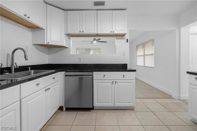 Welcome to this well-maintained home in North Fort Myers - photo 36