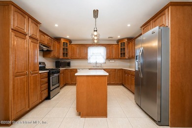 Beautiful detached Colonial home, offering over 2,100 square - photo 15