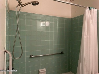 Welcome to Cedar Glen Homes. This active adult community is one - photo 16