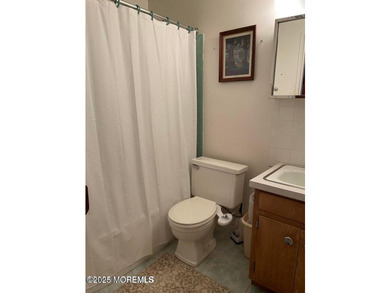 Welcome to Cedar Glen Homes. This active adult community is one - photo 17