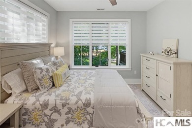 Lake living at it best!. This direct lakefront custom built home - photo 35