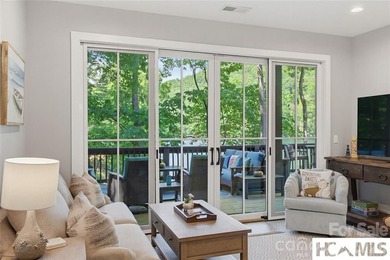 Lake living at it best!. This direct lakefront custom built home - photo 42