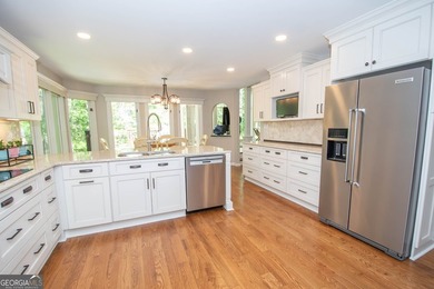 The most beautiful Ranch Home in Peachtree City! Almost a - photo 2
