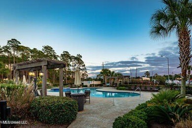 Living on the water with all the amenities and none of the work - photo 7