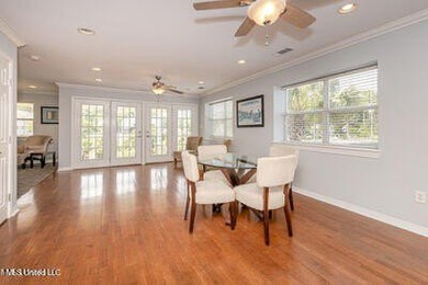 Living on the water with all the amenities and none of the work - photo 8
