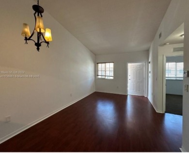 Lake Condo For Sale in Homestead, Florida