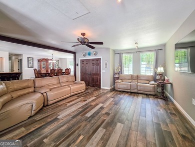 Discover the ultimate multi-generational retreat or - photo 4