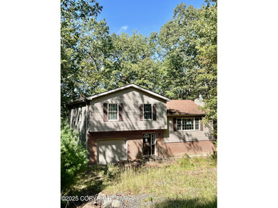 Mill Pond Home Sale Pending in Bushkill Pennsylvania