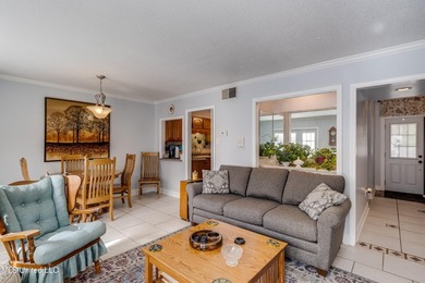You don't want to miss this charming 2bd 1.5ba townhouse condo - photo 6