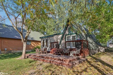 Just bring your suitcase! This fully furnished, turnkey - photo 3
