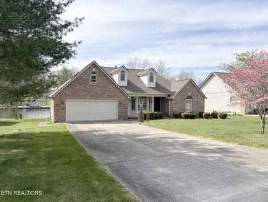 Lakefront Living at its best is what you will find here. All - photo 1