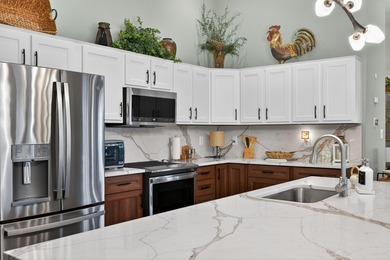 Wake Up to lake views every day - this charming updated 3 - photo 11