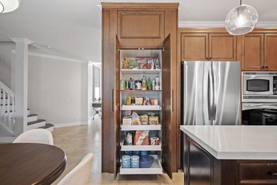 A completely & tastefully upgraded home on a culdesac does exist - photo 13