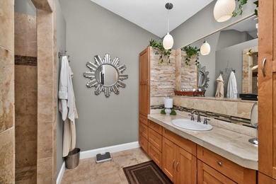 Wake Up to lake views every day - this charming updated 3 - photo 26