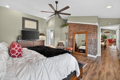 Wake Up to lake views every day - this charming updated 3 - photo 27