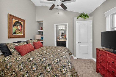 Wake Up to lake views every day - this charming updated 3 - photo 30