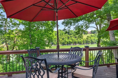 Wake Up to lake views every day - this charming updated 3 - photo 38