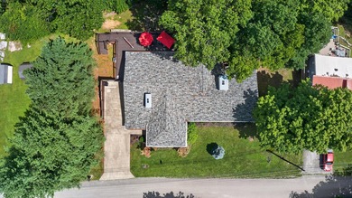 Wake Up to lake views every day - this charming updated 3 - photo 41