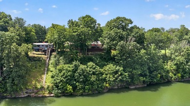 Wake Up to lake views every day - this charming updated 3 - photo 44