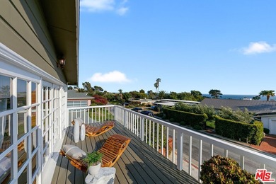Located in the famed Upper Broad Beach area of Malibu, this - photo 4