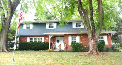 (private lake, pond, creek) Home Active Under Contract in Pickerington Ohio