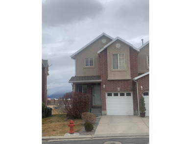 Lake Townhome/Townhouse For Sale in South Jordan, Utah