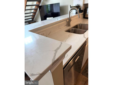 Fall in love with this stunning 2BR/2BA condo with a spacious - photo 13