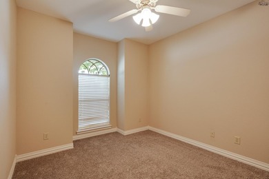 Beautifully designed home featuring freshly installed carpet - photo 23
