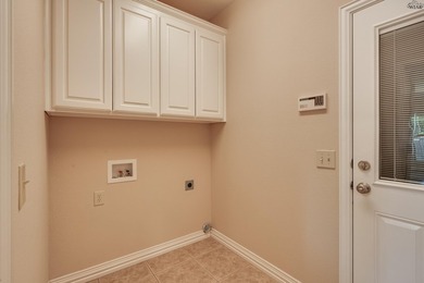 Beautifully designed home featuring freshly installed carpet - photo 28