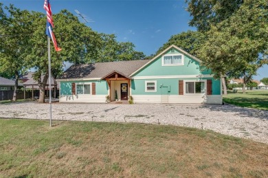 Lake Home For Sale in Lake Kiowa, Texas