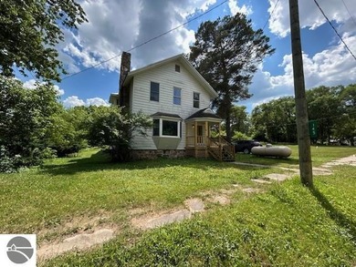 (private lake, pond, creek) Home For Sale in Blanchard Michigan