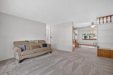 Welcome to this 3-bedroom, 1-bath ranch located in desirable - photo 7
