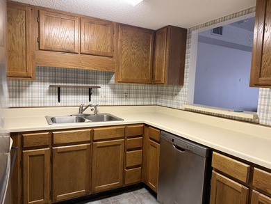 Location is everything with this beautifully situated 2-bedroom - photo 13