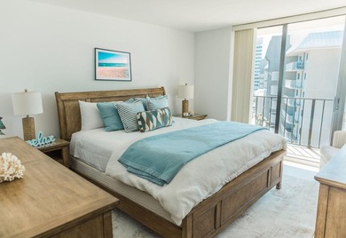 This newly remodeled and beautifully maintained 3-bedroom with - photo 13