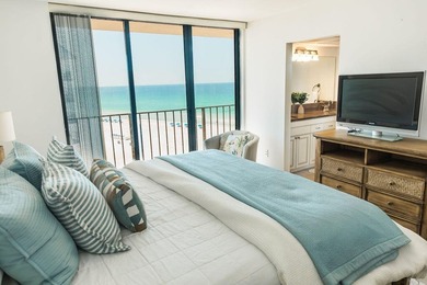 This newly remodeled and beautifully maintained 3-bedroom with - photo 14