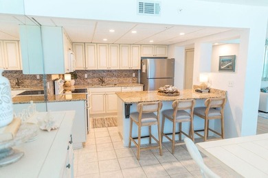 This newly remodeled and beautifully maintained 3-bedroom with - photo 23