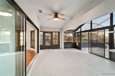 Come see the new roof and exterior Paint! Low-maintenance - photo 38